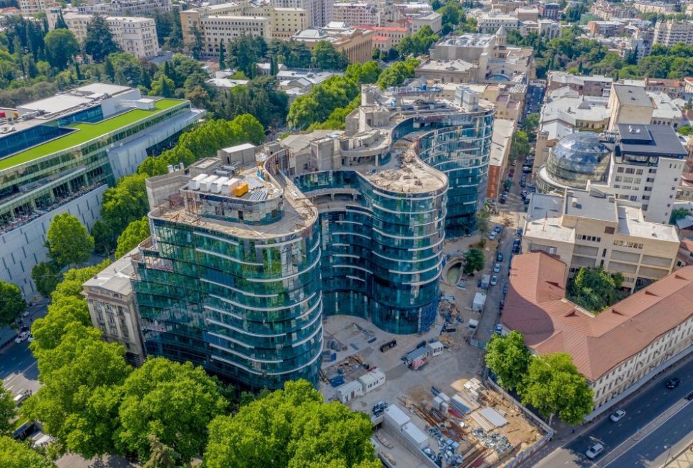 Звукоизоляционный барьер в отеле Freedom Square, Тбилиси