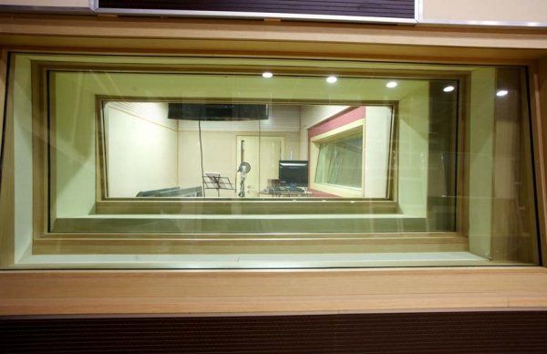 Dolly Media Studio - звукоизоляция и акустическая обработка в студии