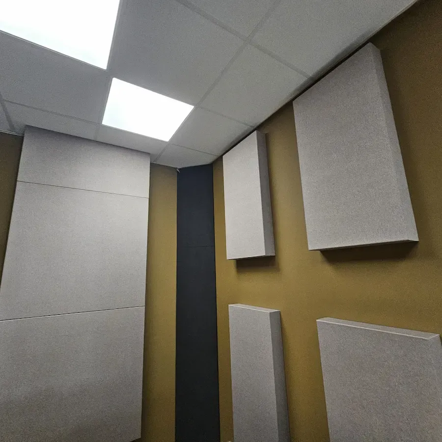 Precision Acoustics: многоступенчатое решение для Amusnet