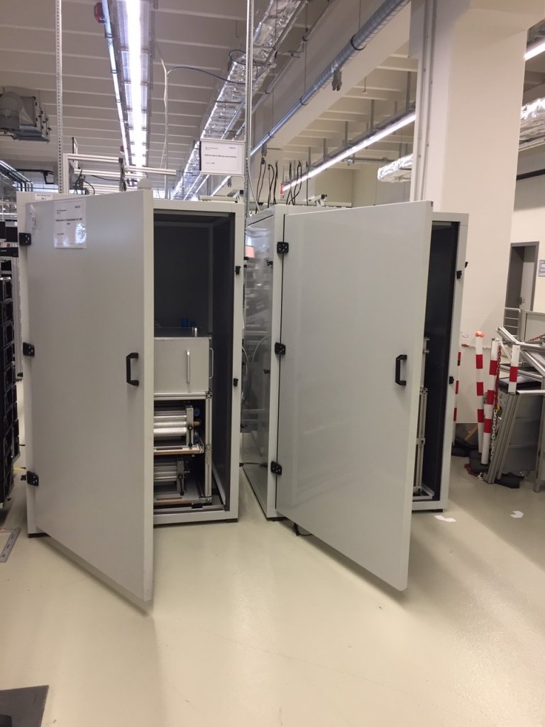 Звукоизоляция машин в производственном цехе, FESTO