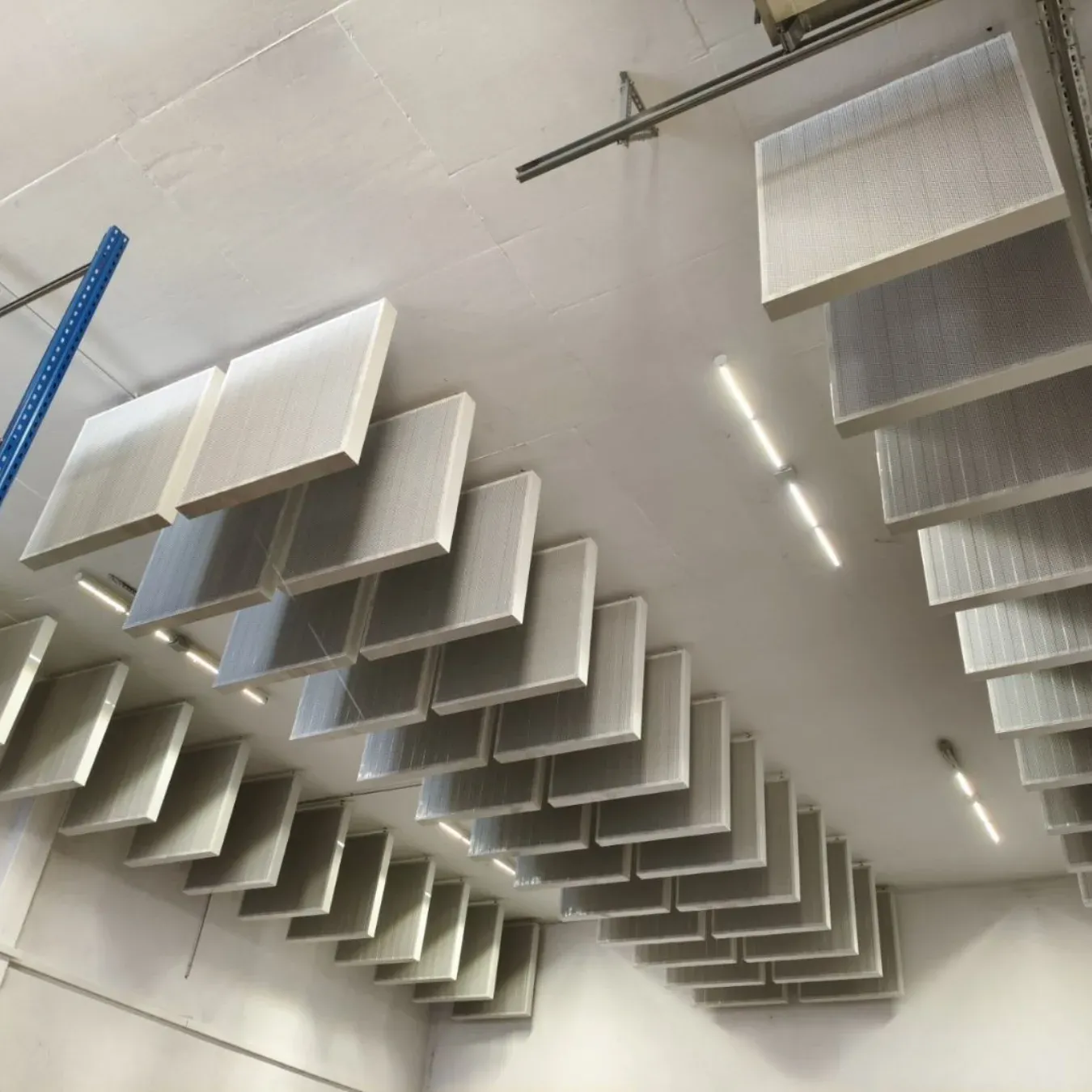 Акустическая обработка промышленного цеха для компании Excellpack.